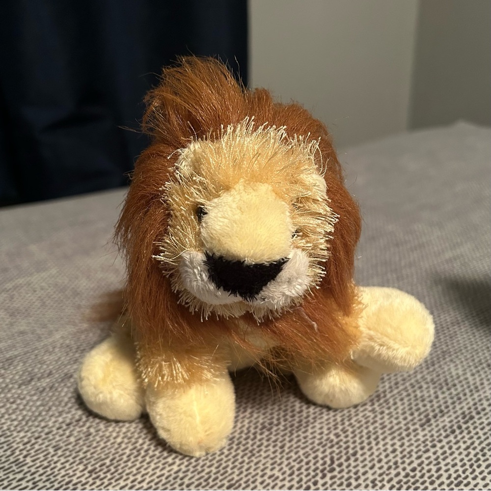 Webkinz Lion